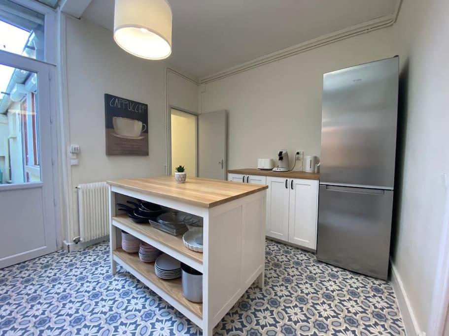 Maison De Charme - 4 Chambres - Courette & Parking Gratuit 아미앵 외부 사진